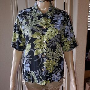 Vintage Tommy Bahama stretch shirt